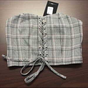 Fashion Nova - Crop Top